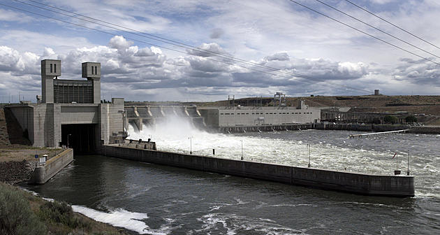 Bill in Congress Seeks to Preserve the Snake River Dams
