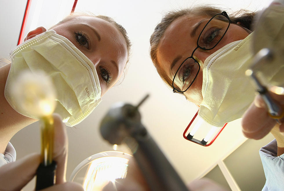 CSI Dental Assisting Students Plan Free Clinic
