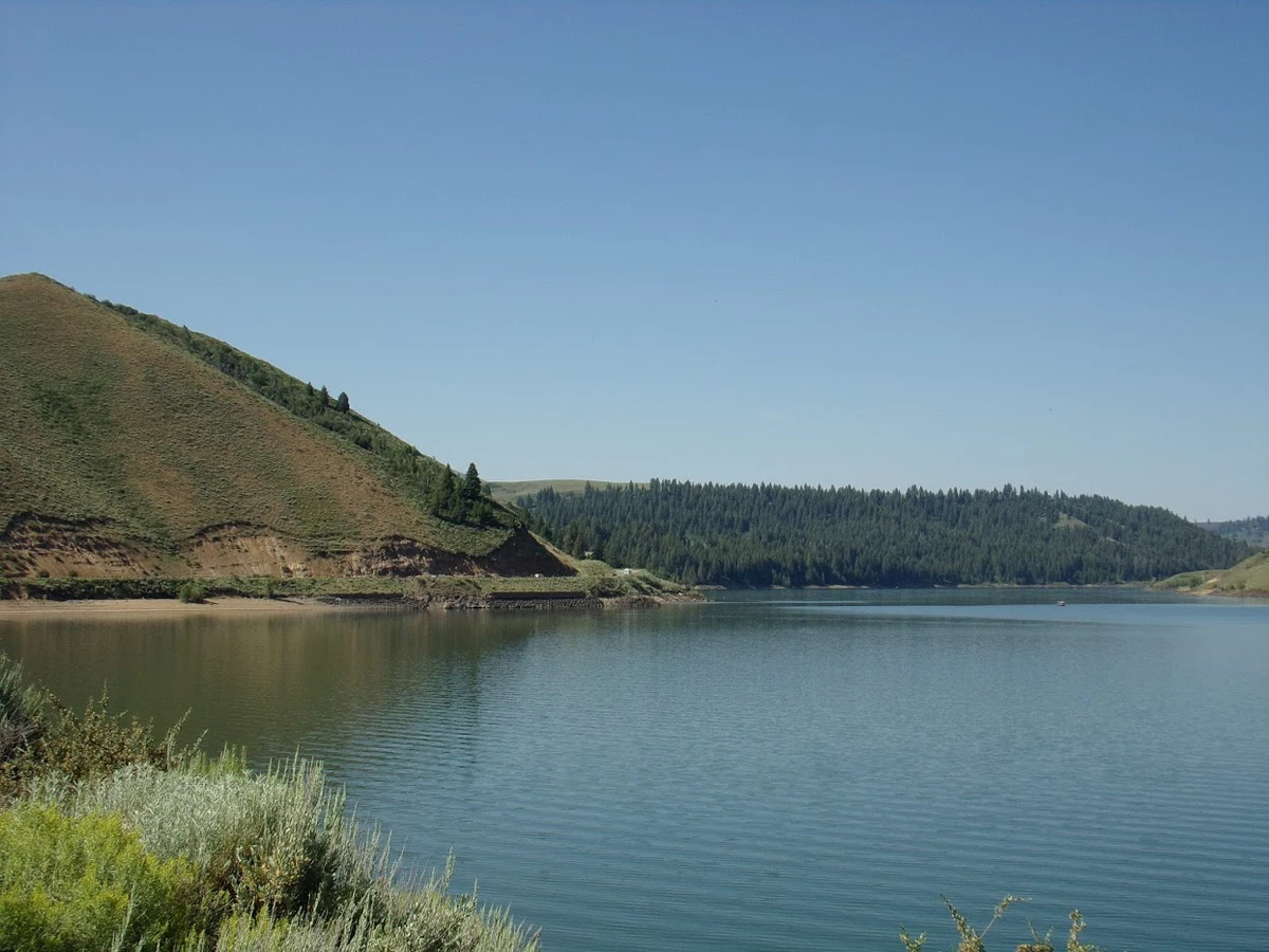 Anderson Ranch Reservoir is Summer Paradise