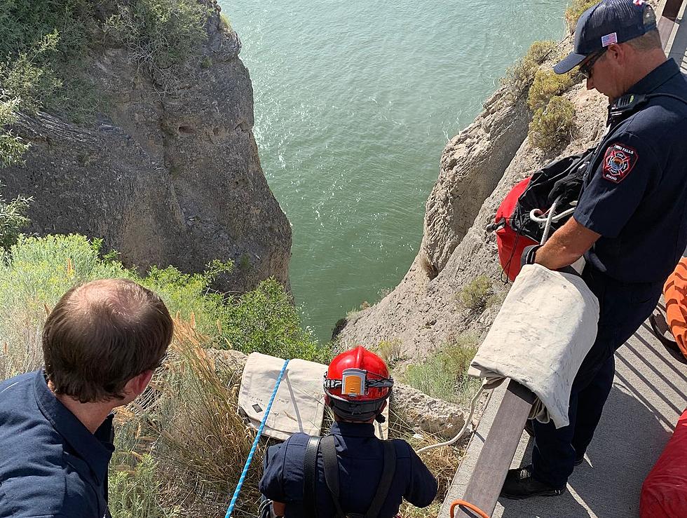 Paddle Boarders Rescued after Getting too Close to Shoshone Falls