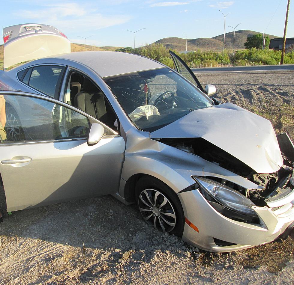 Driver of RV Cited for Failure to Stop after Crash south of Bellevue