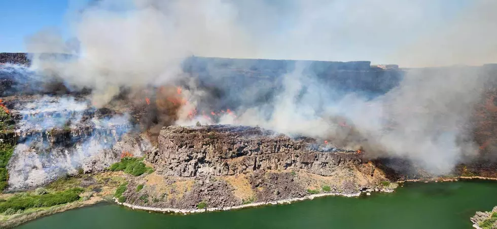 Spectacular Pictures of an Idaho Wildfire