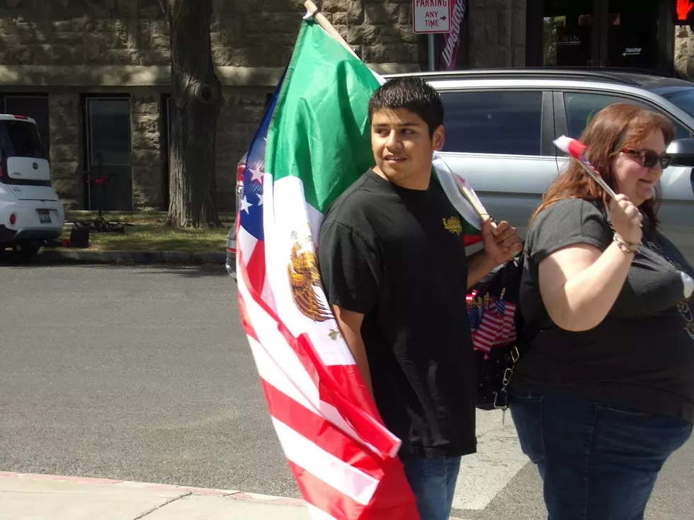Mexican flags in abundance. Credit Bill Colley.