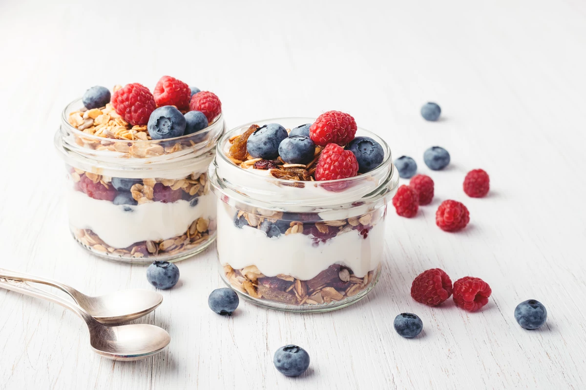 Dairy-Free Yogurt and Granola Parfait With Fresh Fruit | The Beet