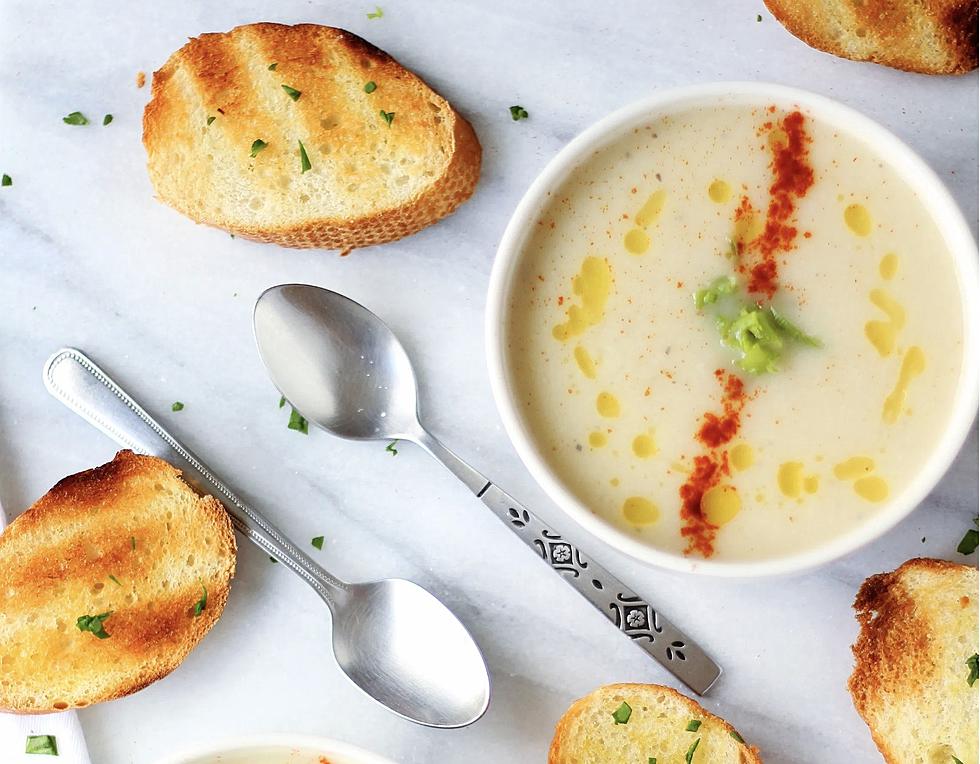 Cauliflower and Herb Winter Soup With Toasted Baguette