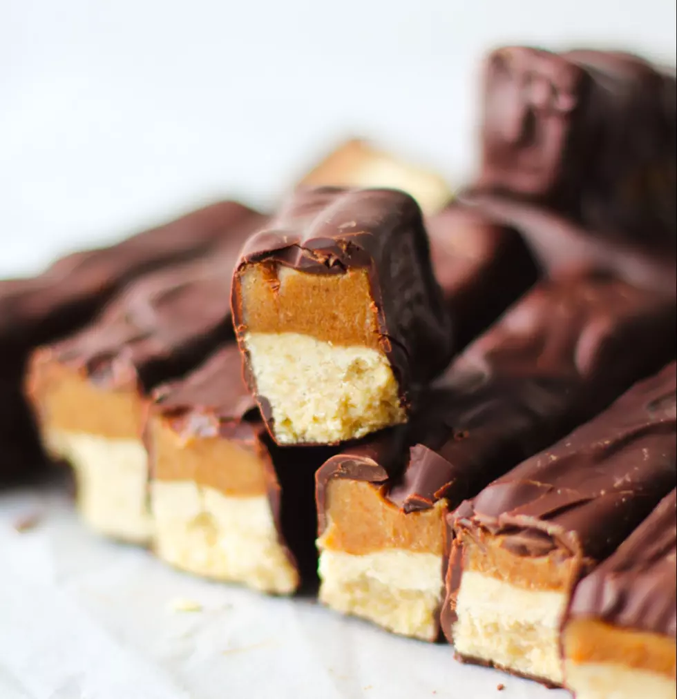 Healthy Vegan Caramel Chocolate Candy Bars