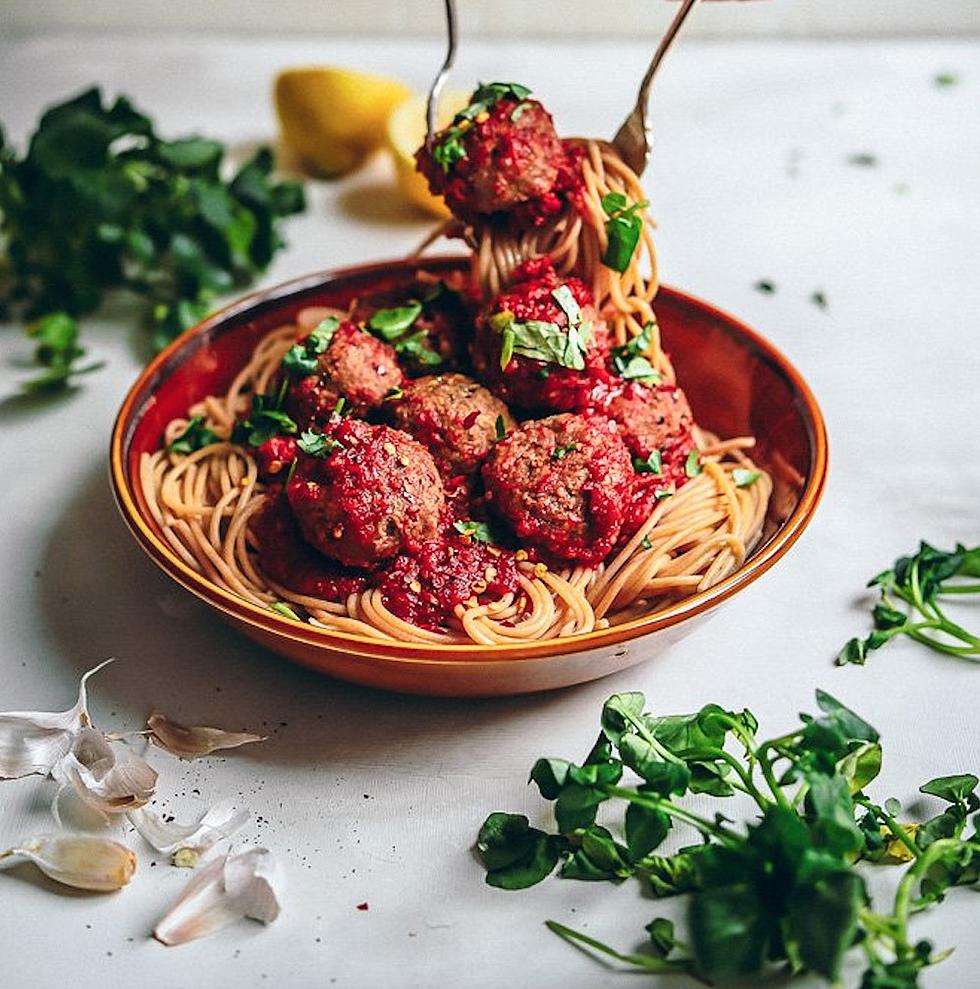 How to Make The Best Meatless Meatballs With Eggplant and Lentils