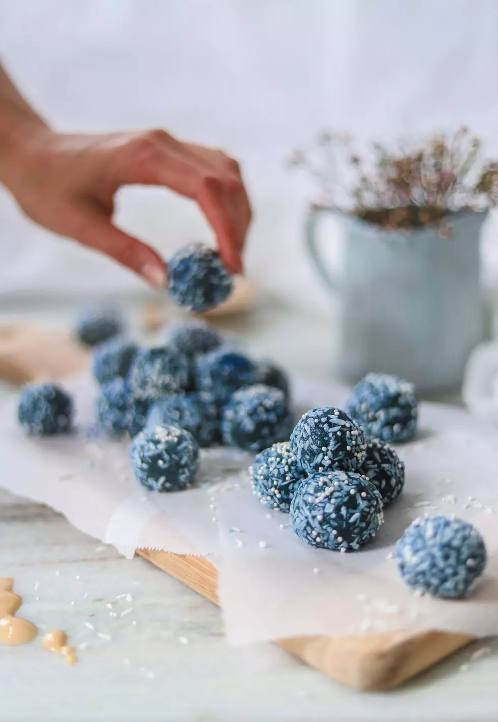 Spirulina Bliss Balls With Almond Butter and Oats