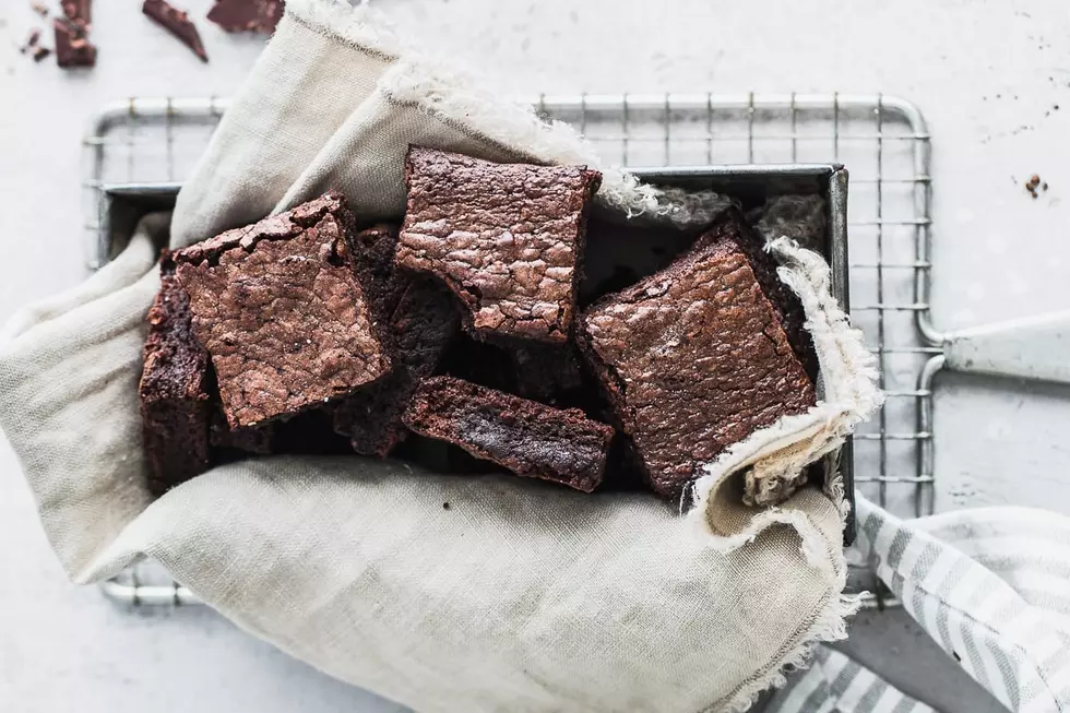 Celebrate Passover with These Rich and Fudgy Flourless Vegan Brownies