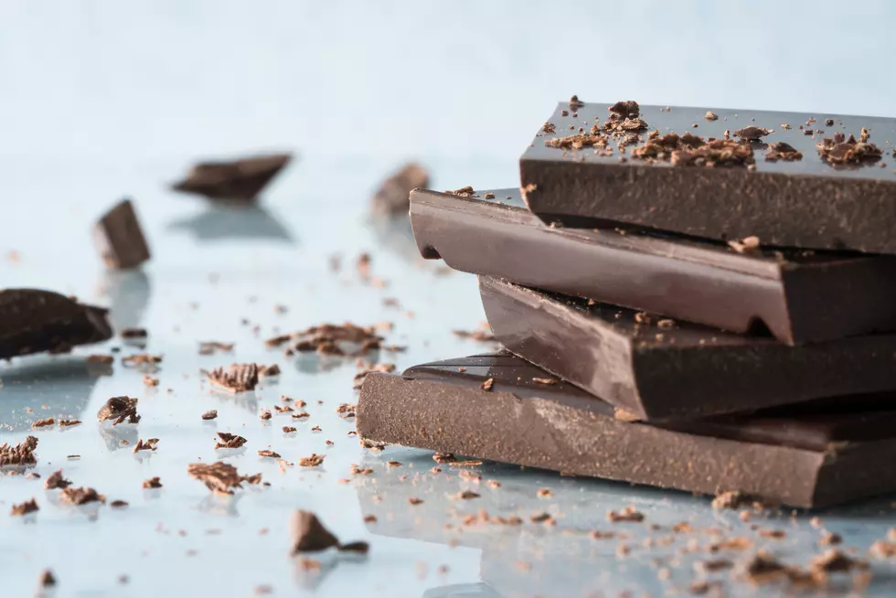The 7 Best Vegan Chocolate Bars Delivered Right to Your Door