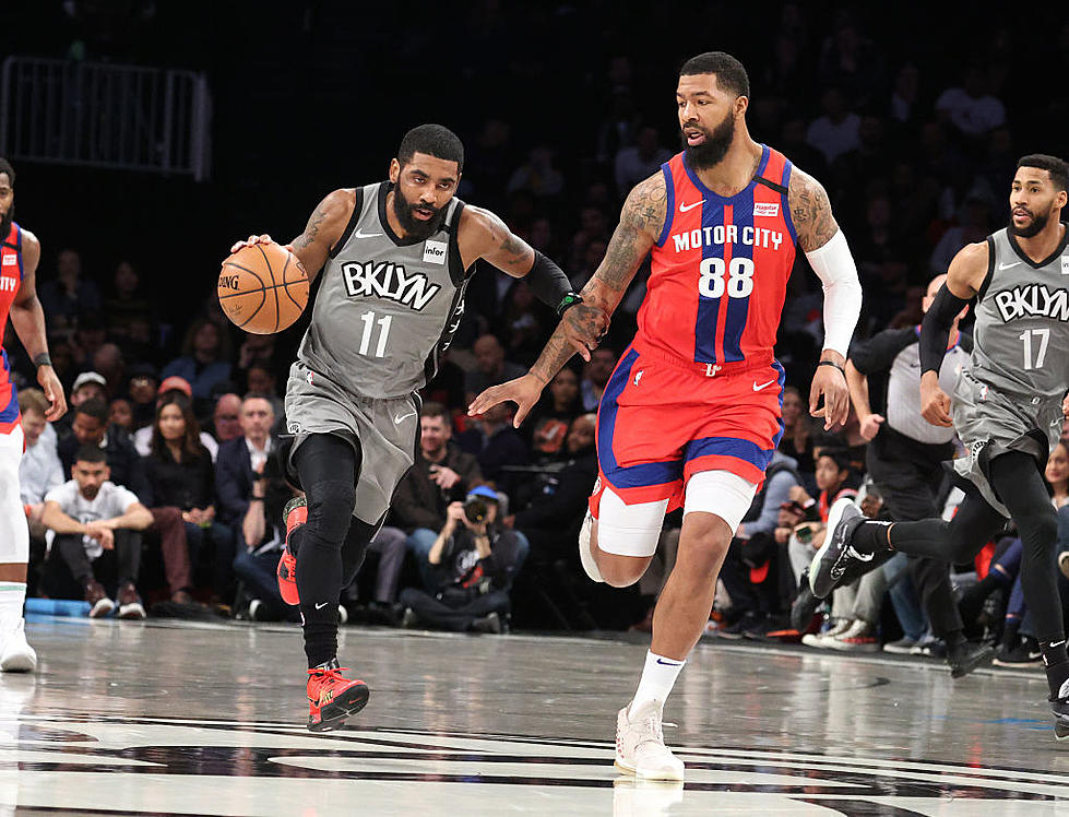 Nets&#8217; Kyrie Irving Donates 200,000 Beyond Burgers to NYC Food Bank