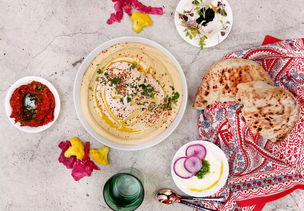 Is Hummus Healthy? Read this Piece with Expert Answers and Eat Accordingly