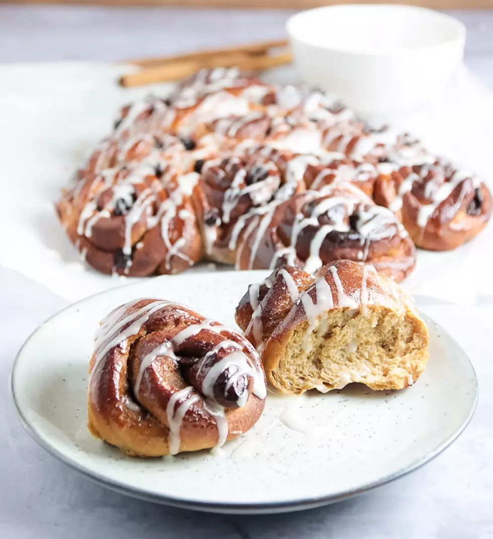 The Best and &#8216;Fluffiest&#8217; Vegan Cinnamon Rolls Everyone Will Love