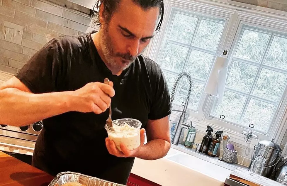 Joaquin Phoenix Supports Popular Vegan Restaurant Crossroads Kitchen
