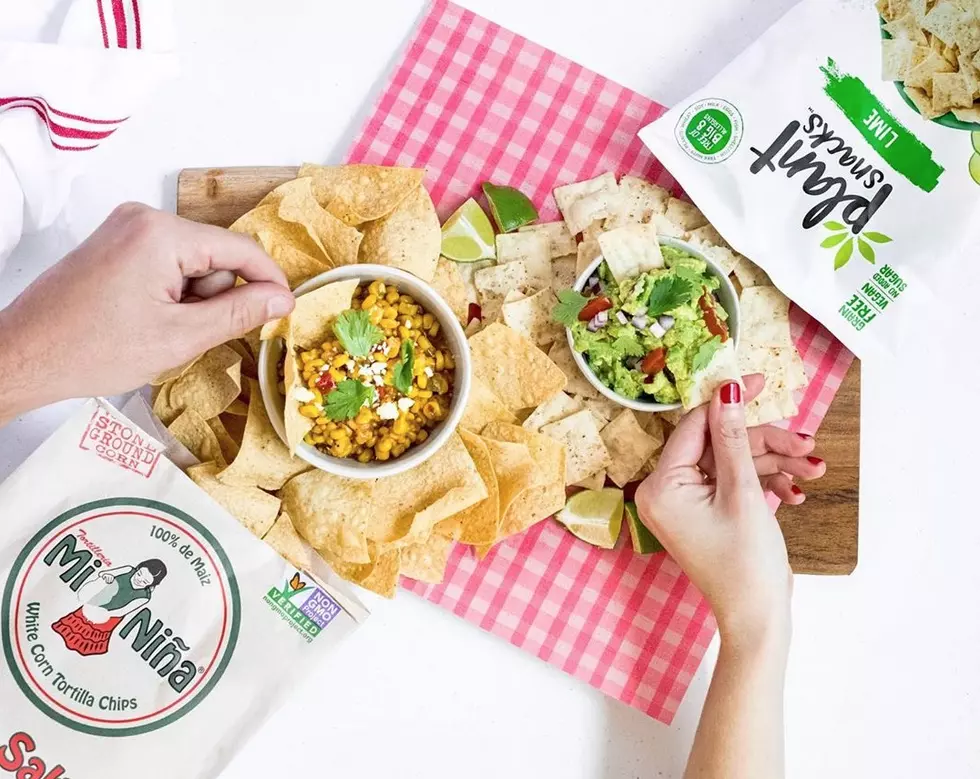 We Found the 7 Best, Healthiest Vegan Chips You Won’t Want to Live Without