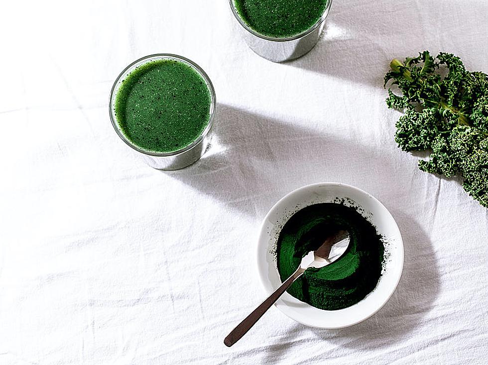 The Health Benefits of Algae: Give Spirulina and Chlorella a Shot