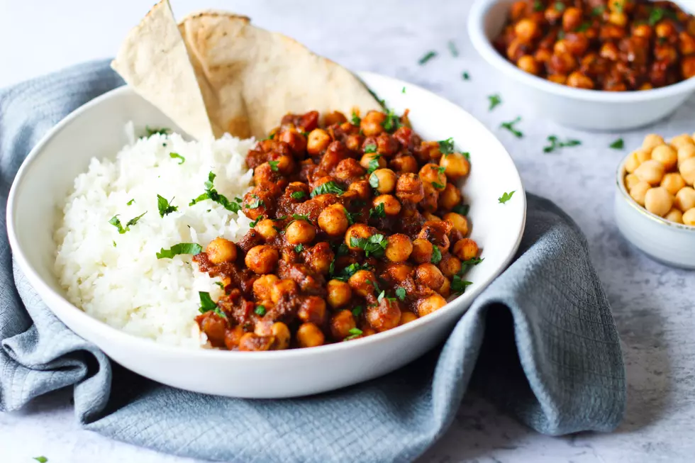 What We&#8217;re Cooking This Weekend: Vegan Chana Masala