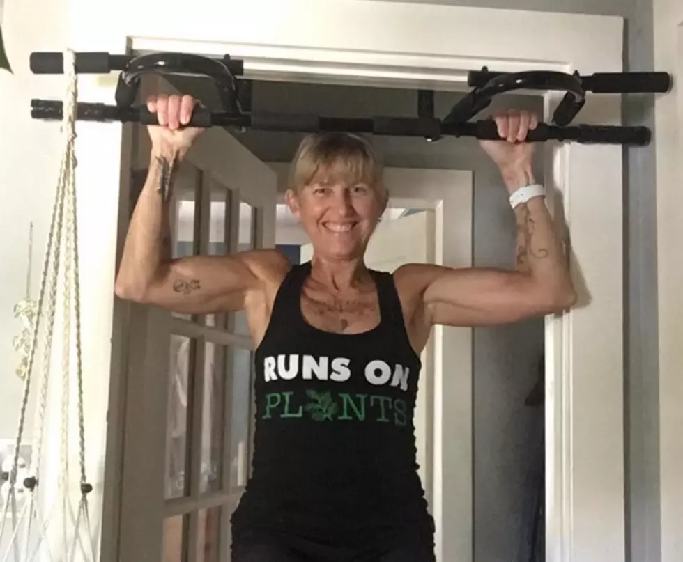 This 57-Year-Old Athlete Reversed Her Hashimoto’s on a Vegan Diet
