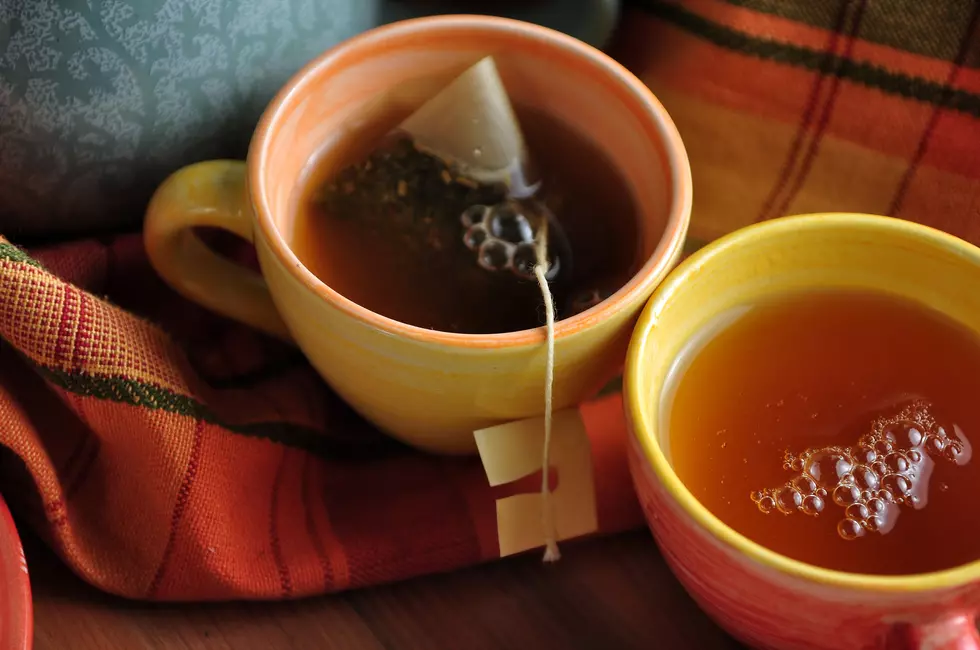These 5 Antiviral Teas, Tinctures and Oils Can Help Protect Your Immune System