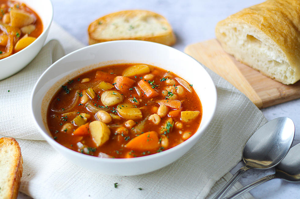 What We&#8217;re Cooking This Weekend: Hearty Vegan Vegetable Soup