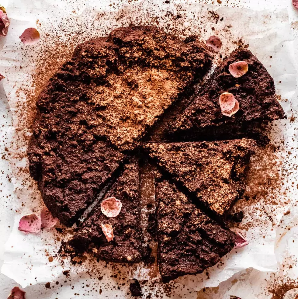 Healthier-For-You Dessert: Vegan and Gluten-Free Flourless Chocolate Cake