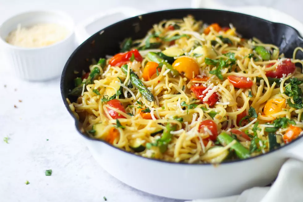 What We&#8217;re Cooking This Weekend: Vegan Pasta Primavera
