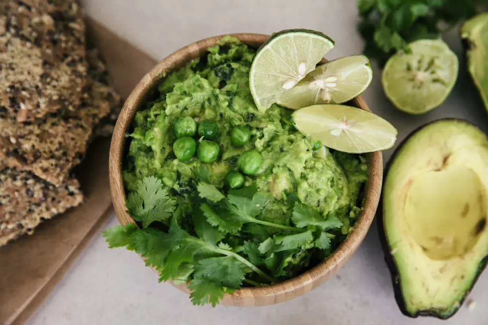 The Vegan Keto Diet Snack: Easy Flaxseed Chips and Guacamole Recipe