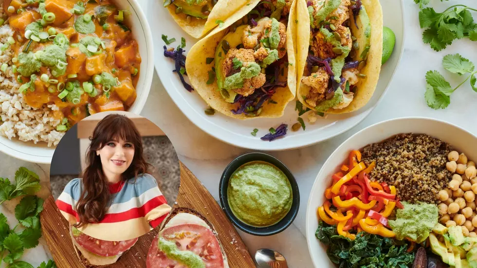 Make Zooey Deschanel&#8217;s Refreshing Cilantro Hot Sauce For Your Taco Night