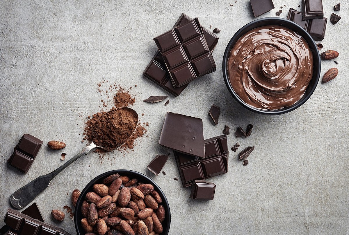 Создайте историю сладкого наслаждения с горячим шоколадом для фигуры