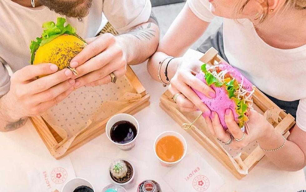 Italy&#8217;s Vibrant Vegan Flower Burgers Arrive in LA With Plans to Keep Growing