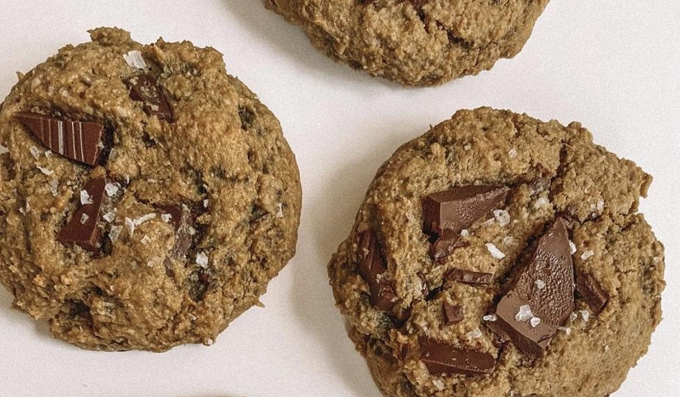 Recipe of the Day: Gluten-Free &#038; Vegan Salted Chocolate Chunk Walnut Cookies