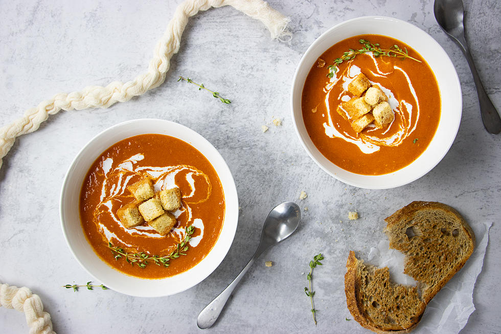 Creamy Vegan Roasted Tomato Soup