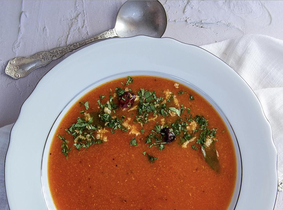 Easy Recipe for Traditional Indian Saar, a Spicy Vegetable Tomato Soup
