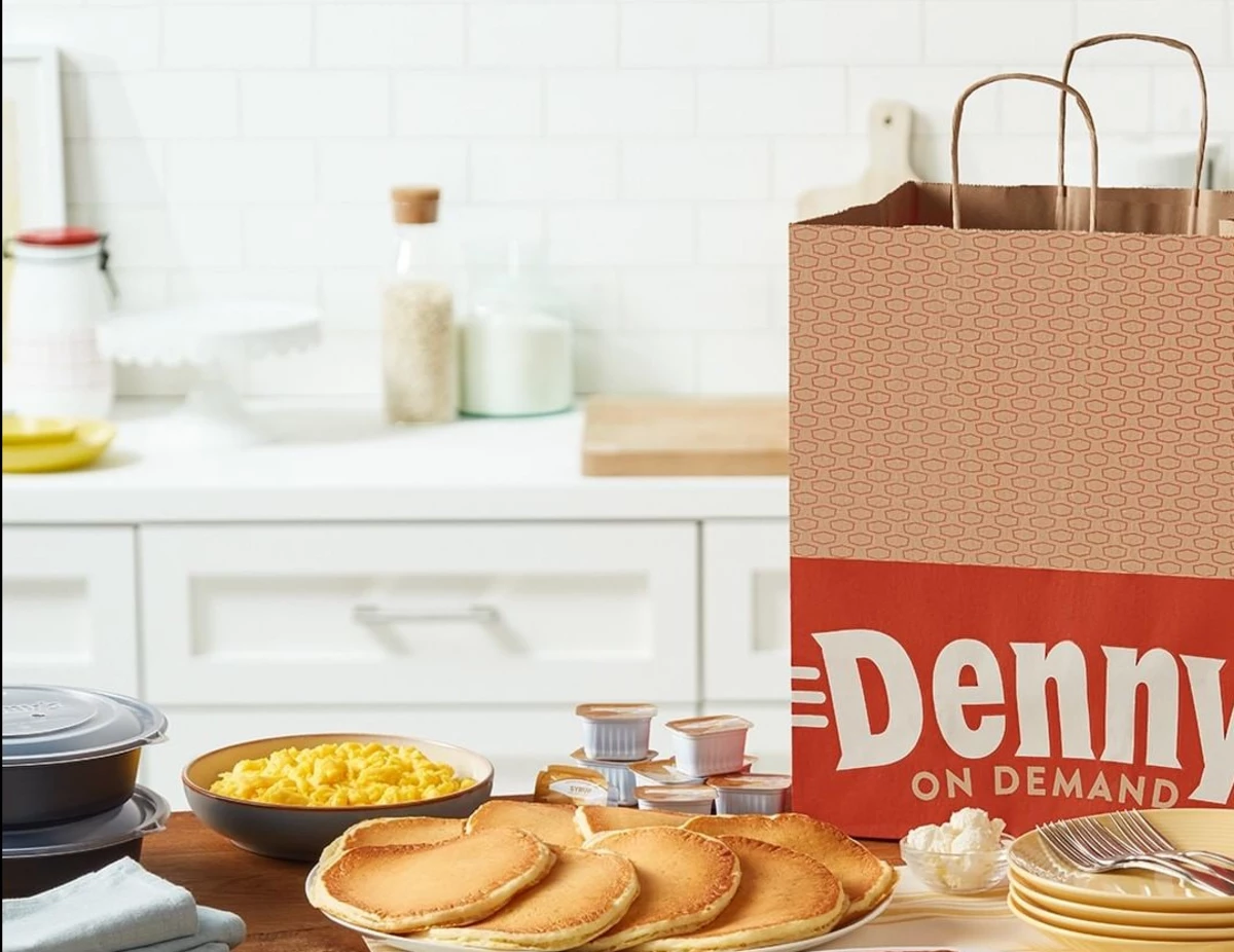 Vegan Guide to Denny's: 2022 Menu Options and Swaps