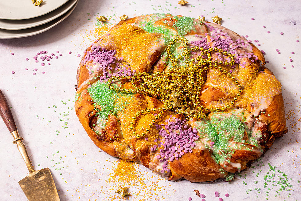 Vegan King Cake for Mardi Gras