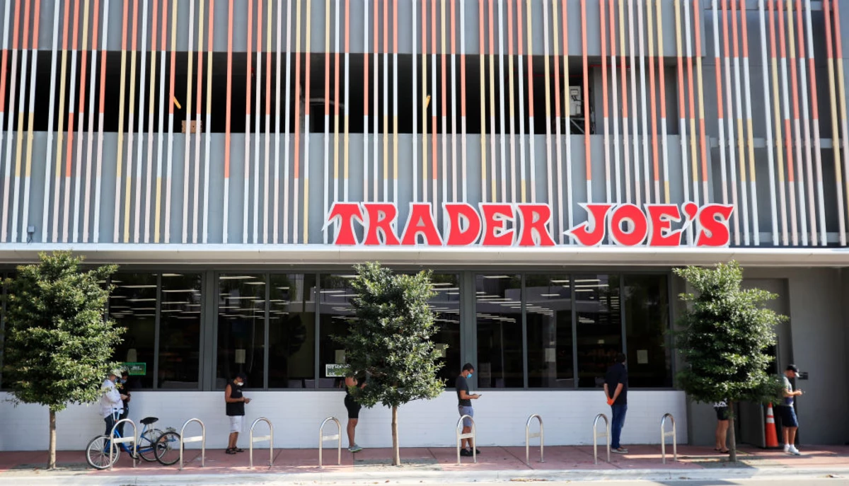 What's Vegan at Trader Joe's? The 17 Best Vegan Products to Buy | The Beet
