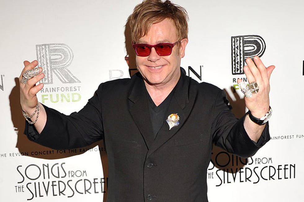 Elton John to Be Honored for Helping Poland’s Anti-Communist Movement