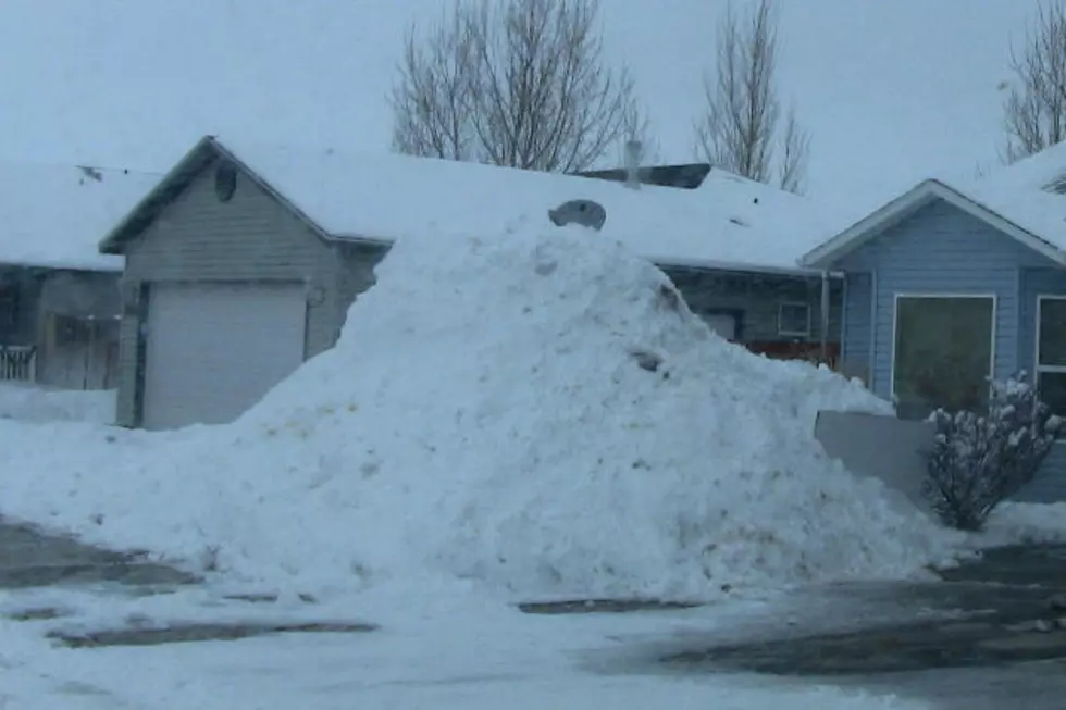 This Twin Falls Yard Has More Snow Than Yours