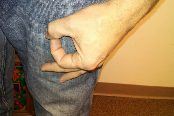 What Is The Hand Circle Game And How Do You Play