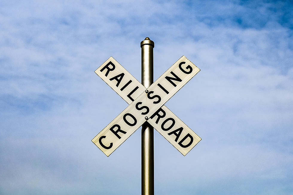 865 Idaho Railroad Crossings to Get New Signage