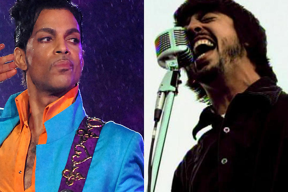 Prince Denies, Then Surprises, Then Ghosts the Foo Fighters