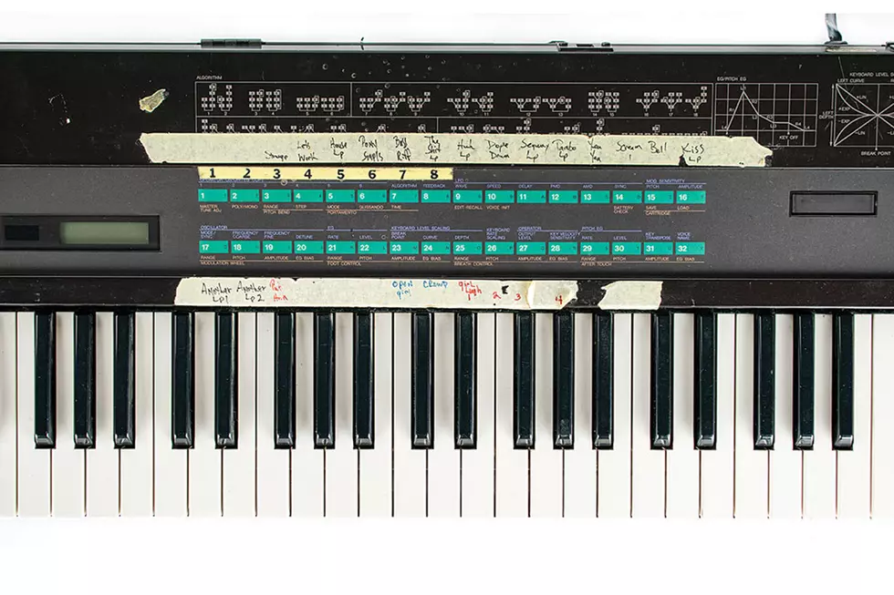 Prince's Yamaha DX7 Is for Sale at Auction