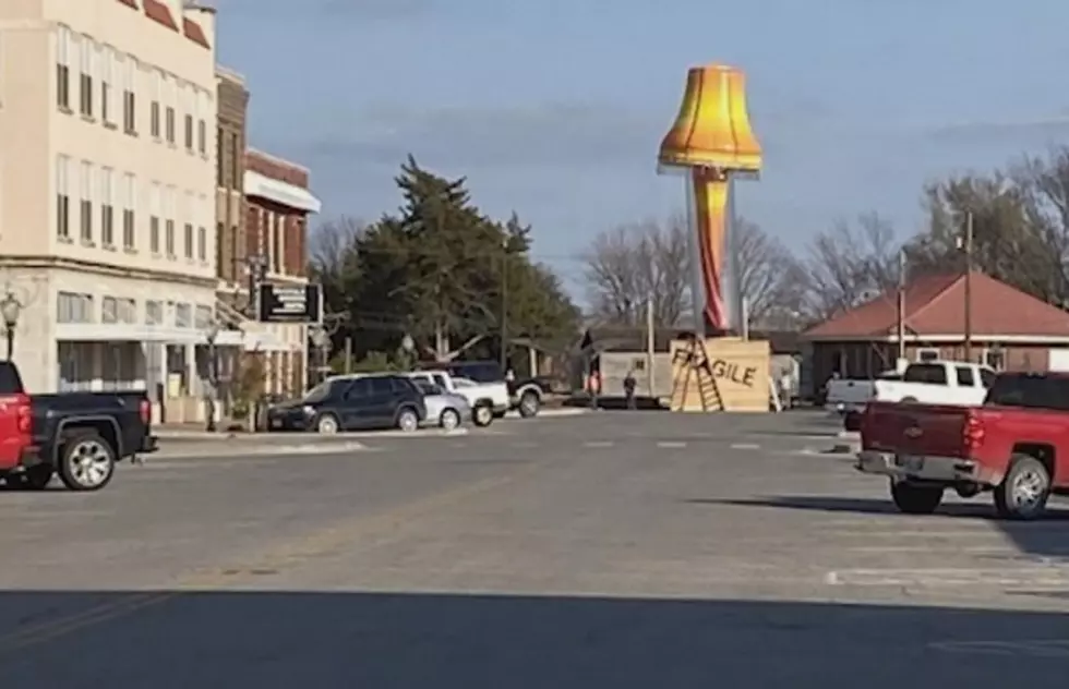 40-Foot Christmas Story Leg Lamp Stands In Oklahoma