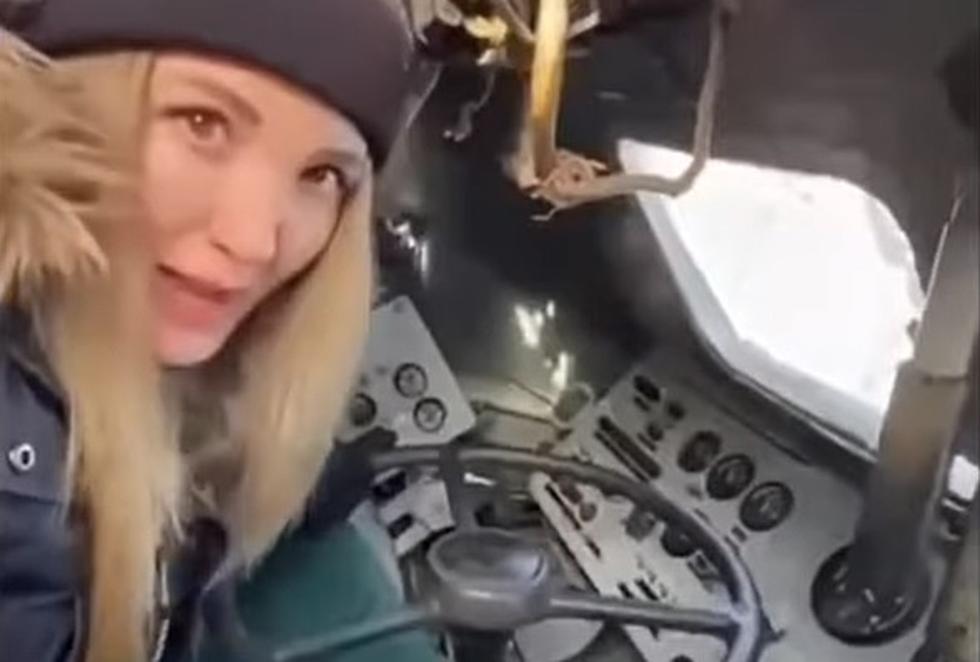 Ukrainian Woman Demonstrates How To Steal Russian Armored Vehicle