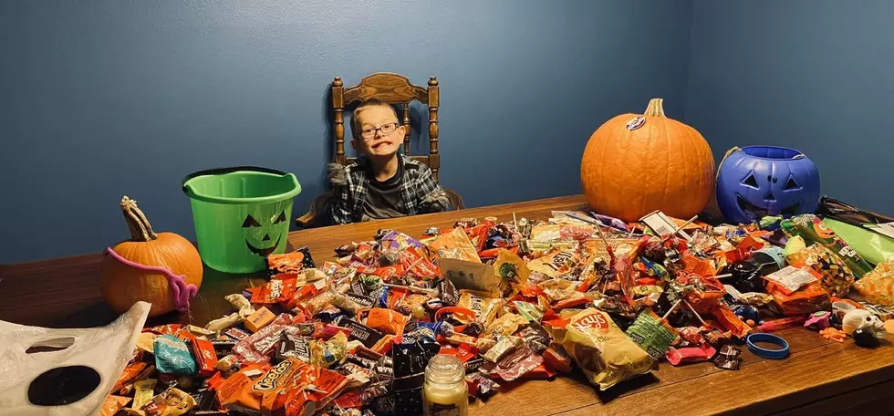 Wyoming Kid Rakes In Massive Halloween Candy Haul