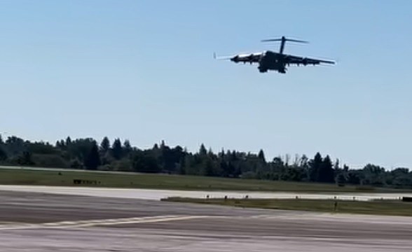 WATCH Military s Biggest Plane Lands On Tiny Cheyenne Runway