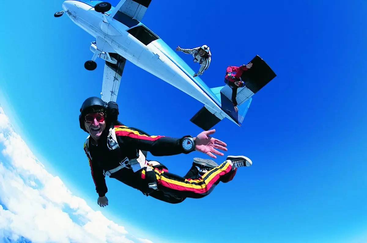 Celeberty Skydives Into Casper For Suicide Prevention Auguts 9th