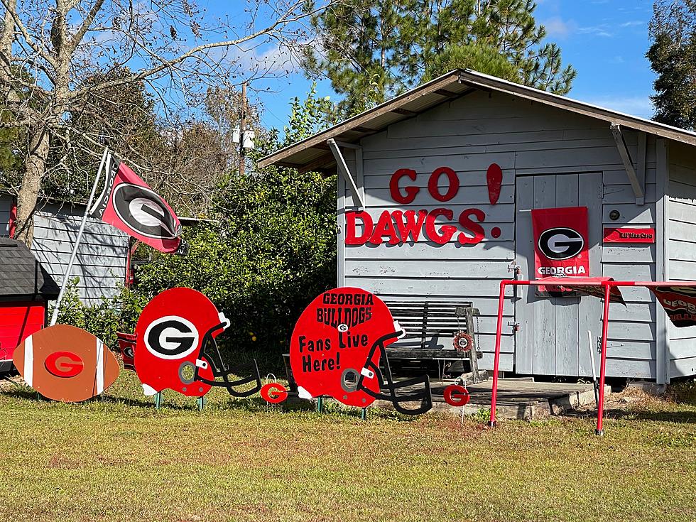The Ultimate Attraction All Georgia Bulldog Fans Need To See