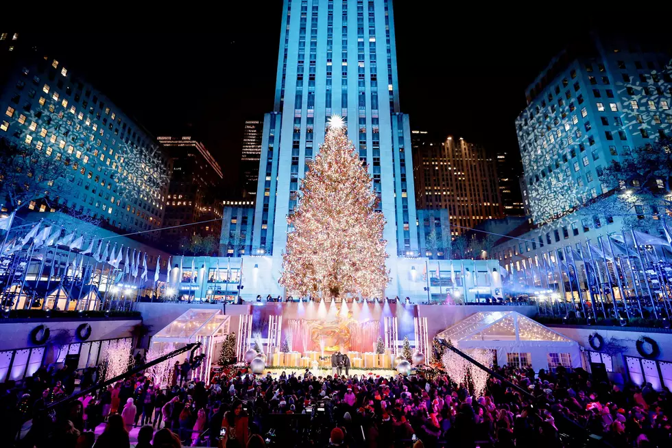 WATCH: The famous Rockefeller Christmas tree lights up for the season