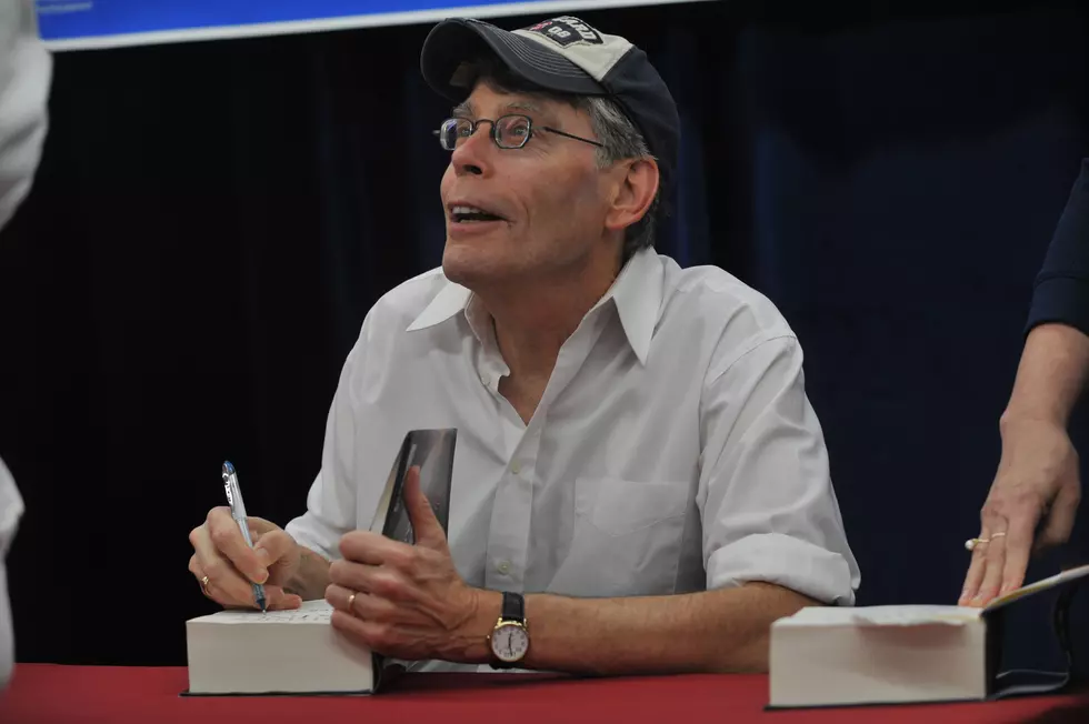 Stephen King Promotes "Under The Dome" At Wal-Mart
